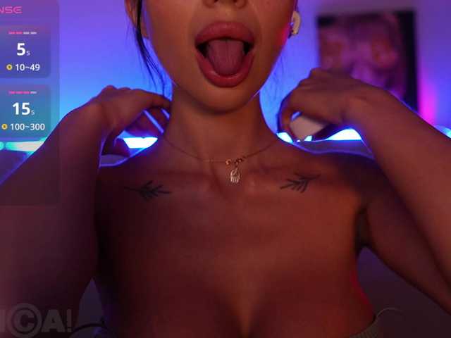 KatrinMoreno live cam on BongaCams