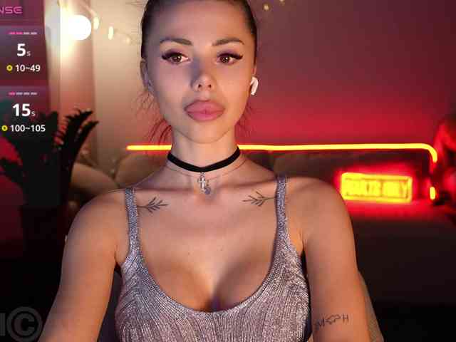 KatrinaMoreno webcam