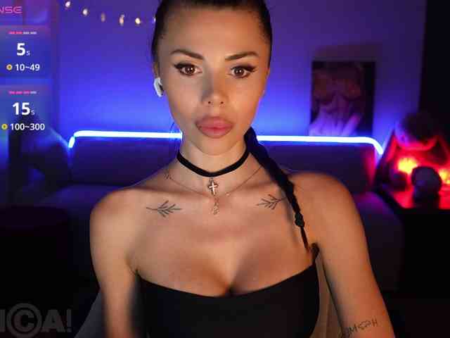 KatrinaMoreno webcam