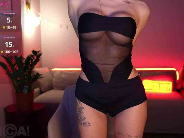 Model: KatrinaMoreno