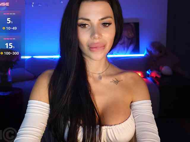 Model: KatrinaMoreno