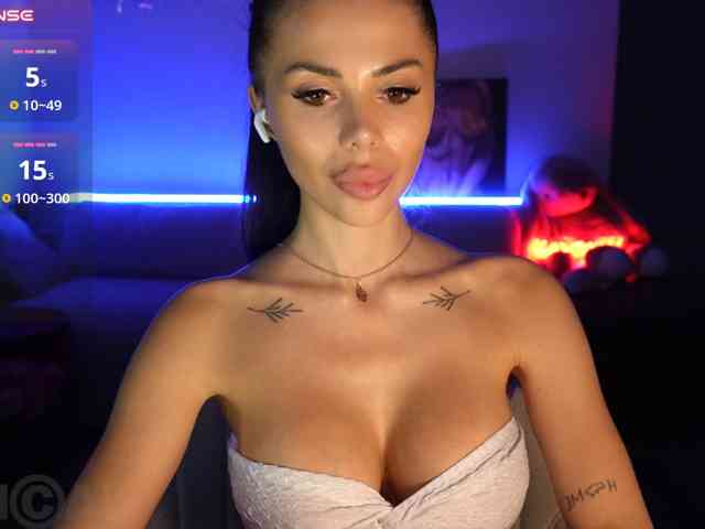 Model: KatrinaMoreno