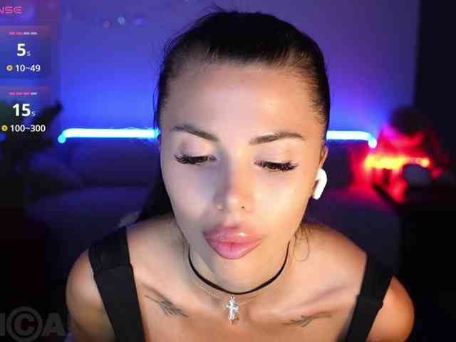 KatrinaMoreno webcam