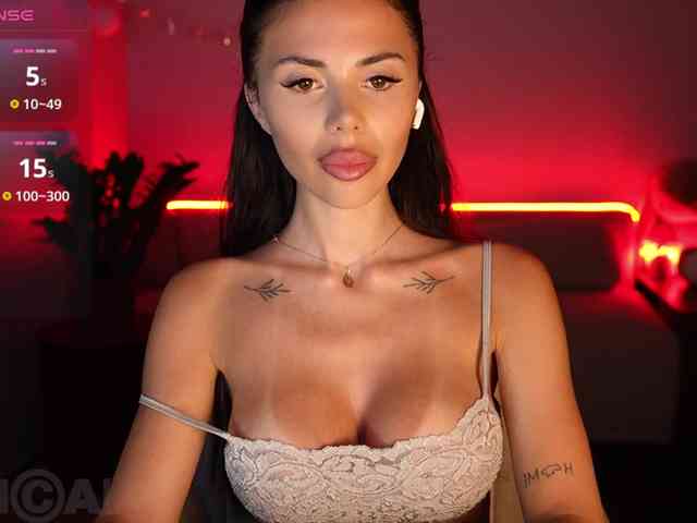 KatrinaMoreno webcam