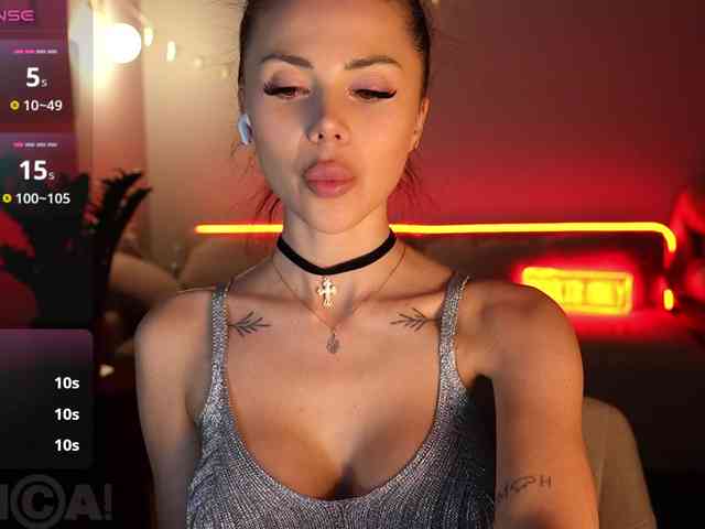 KatrinaMoreno webcam