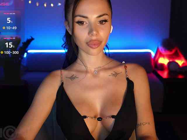 Model: KatrinaMoreno