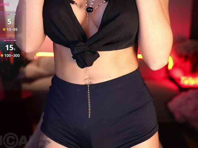 Model: KatrinaMoreno