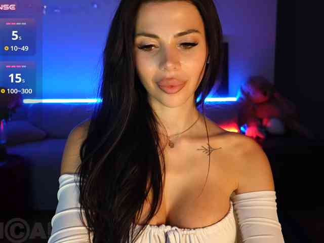Model: KatrinaMoreno