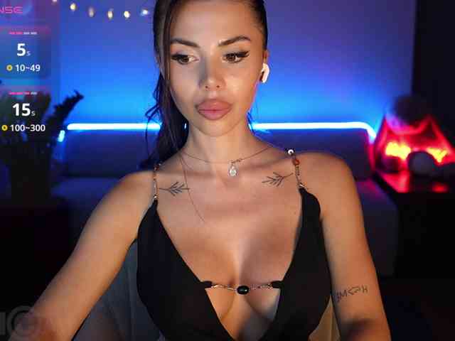 KatrinaMoreno webcam