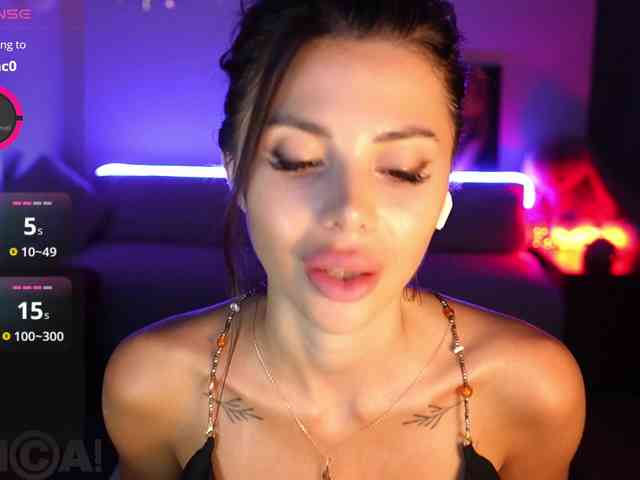 KatrinaMoreno webcam