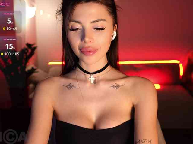 Model: KatrinaMoreno