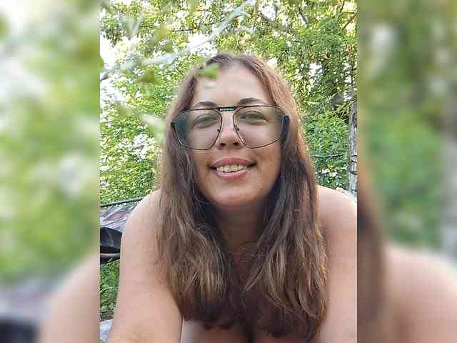 Kristina13 webcam