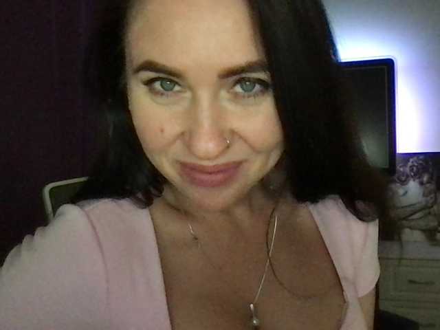 olexamiller live cam on BongaCams