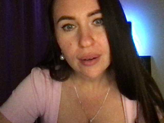 olexamiller live cam on BongaCams