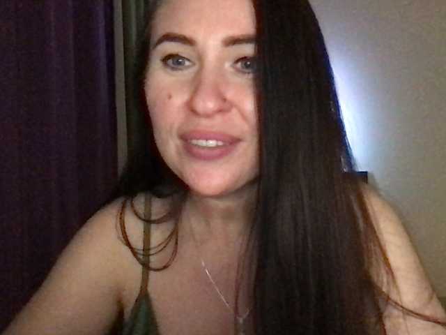 olexamiller live cam on BongaCams