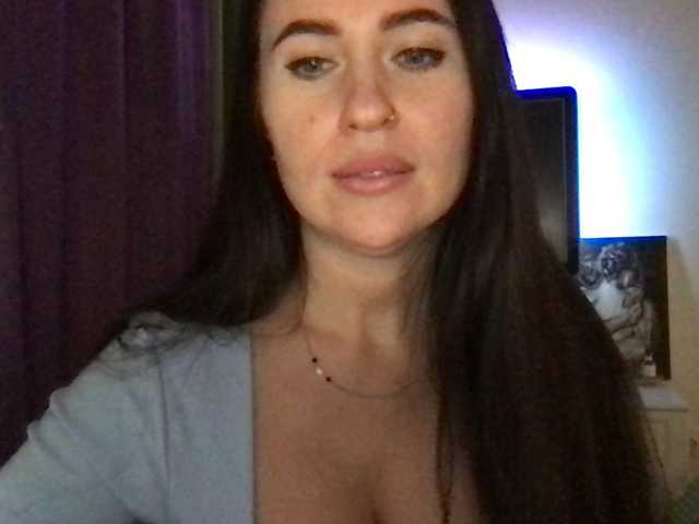 olexamiller live cam on BongaCams
