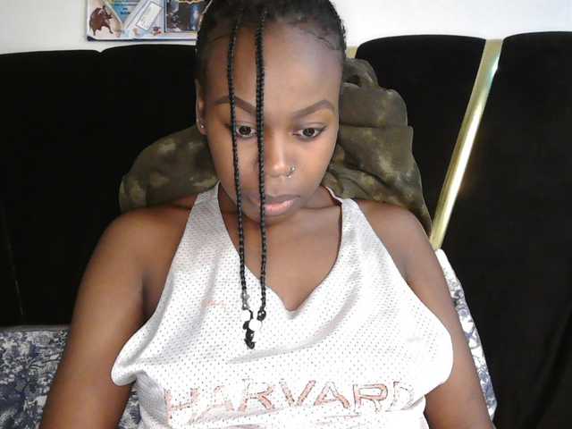 Sexyivy live cam on BongaCams