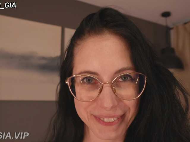 Nikki-Gia