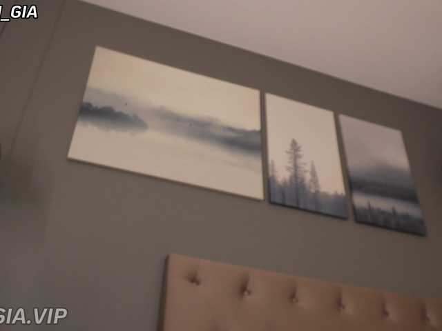 Nikki-Gia live cam on BongaCams