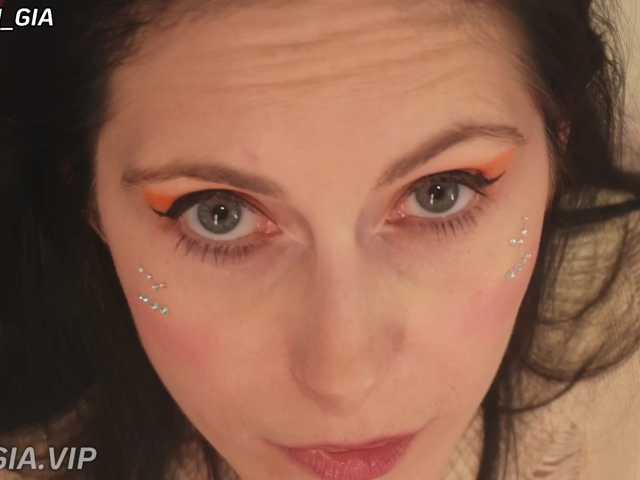 Nikki-Gia