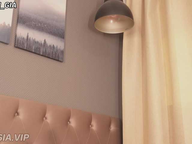 Nikki-Gia live cam on BongaCams