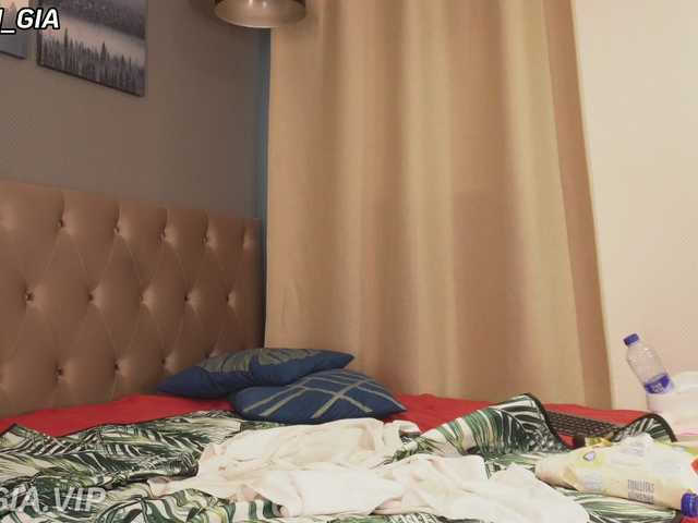 Nikki-Gia
