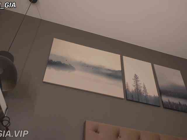 Nikki-Gia webcam