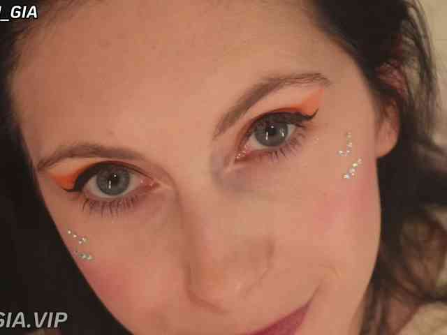 Modelo: Nikki-Gia