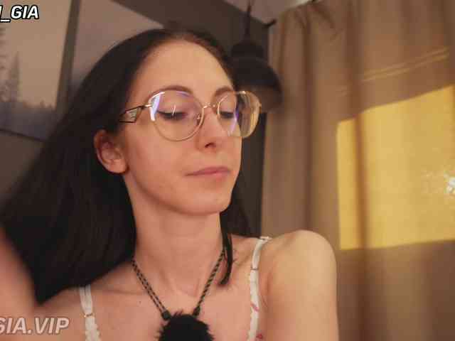 Nikki-Gia