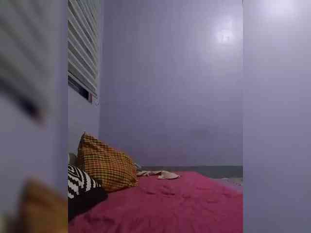 sexybabeforhire webcam