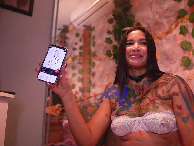zoeyfox live cam on BongaCams