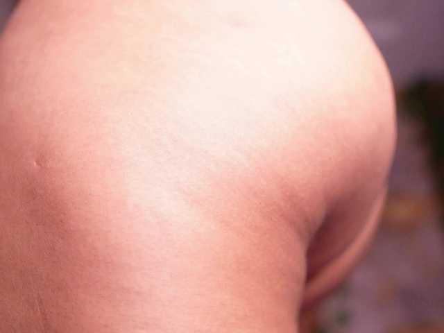 zoeyfox's BongaCams show and profile