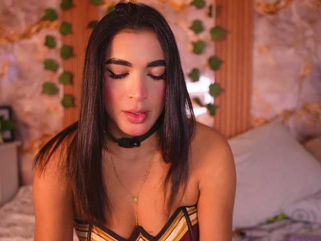 zoeyfox live cam on BongaCams