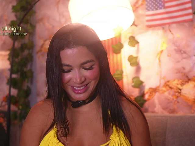 zoeyfox live cam on BongaCams