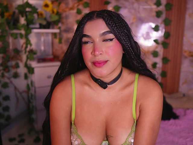 zoeyfox live cam on BongaCams