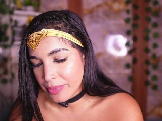 zoeyfox's BongaCams show and profile