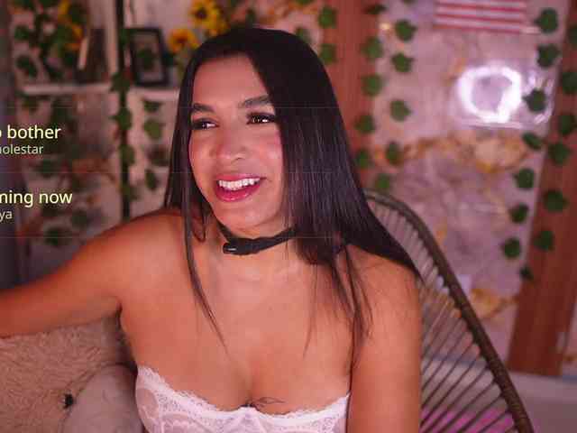 zoeyfox webcam