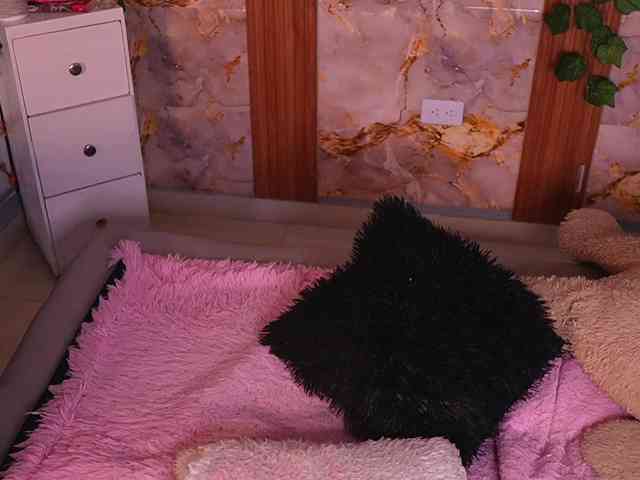 zoeyfox webcam