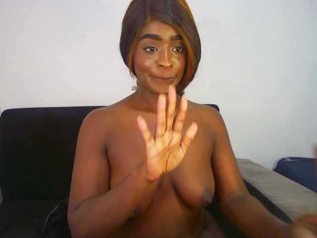 HannahCox19 live cam on BongaCams