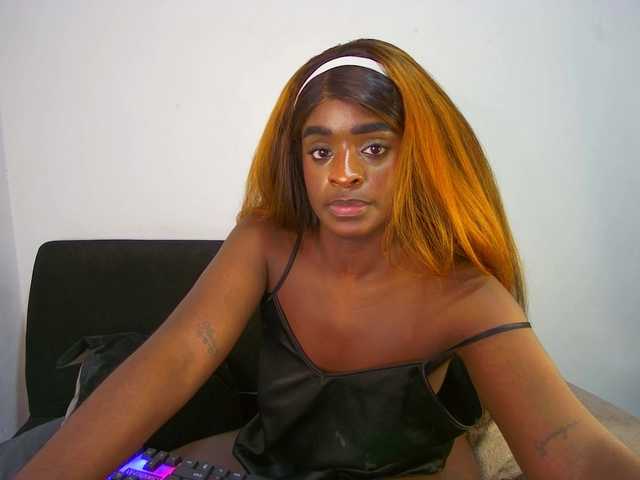 HannahCox19 live webcam show