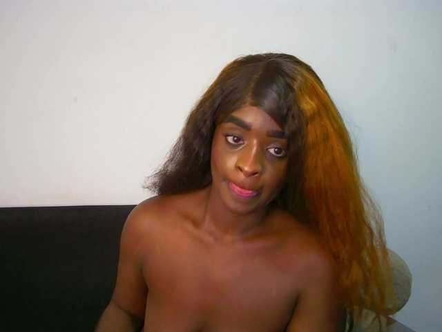 HannahCox19 live webcam show