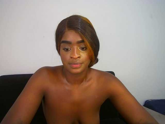 HannahCox19 live cam on BongaCams