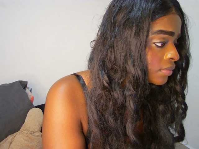 Amara-Rose1 live cam on BongaCams