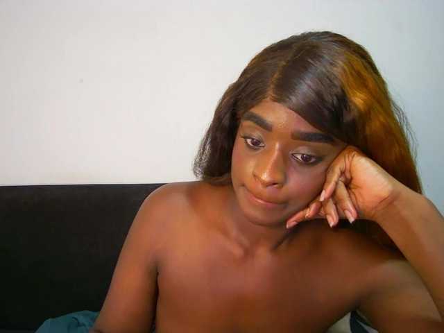 HannahCox19 live webcam show