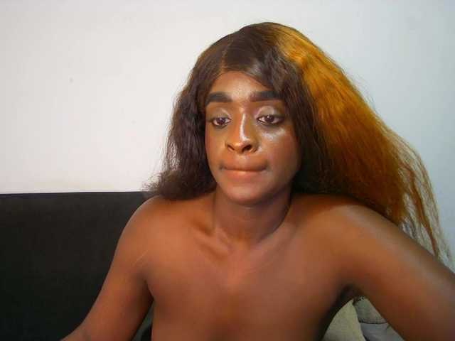 HannahCox19 live webcam show