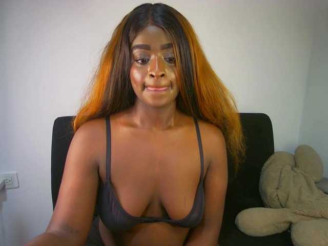 HannahCox19 live cam on BongaCams