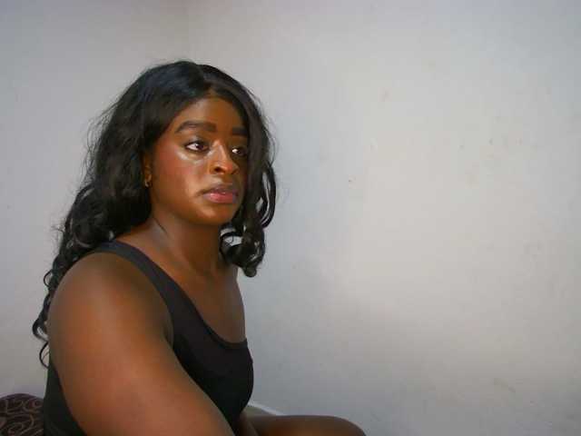 Amara-Rose1 live cam on BongaCams