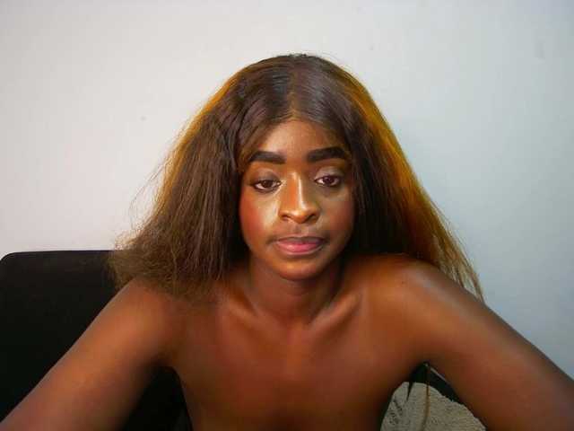HannahCox19 live webcam show