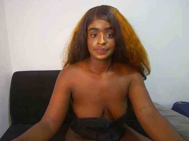 HannahCox19 webcam