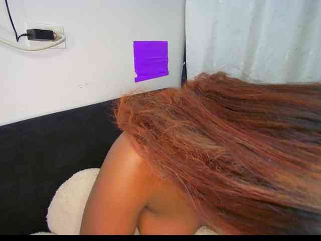 HannahCox19 webcam